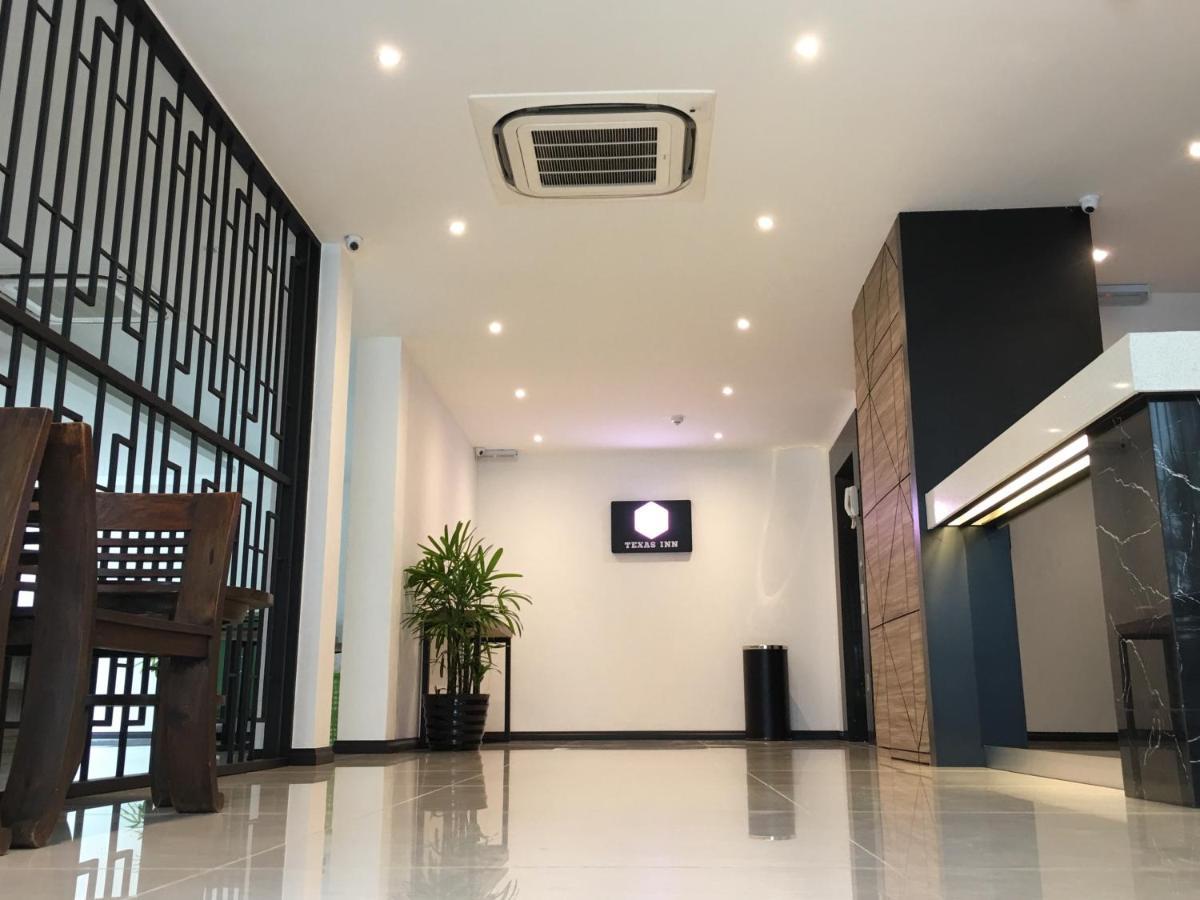 Texas Inn Sibu Buitenkant foto